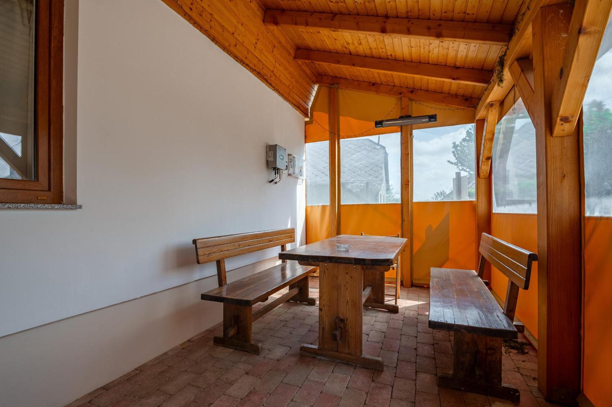 Foerhenc Wine House & Guesthouses I-Ii-Iii 나지카니자 외부 사진